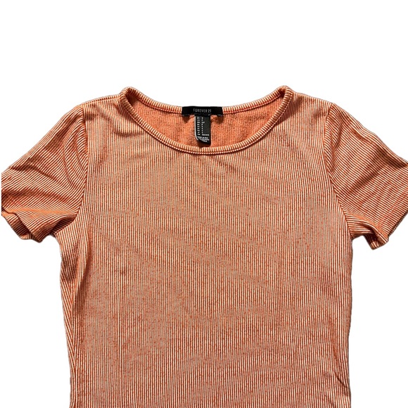 FOREVER 21 ORANGE AND WHITE STRIPPED TAHIRT MINI DRESS SIZE SMALL - Picture 4 of 5